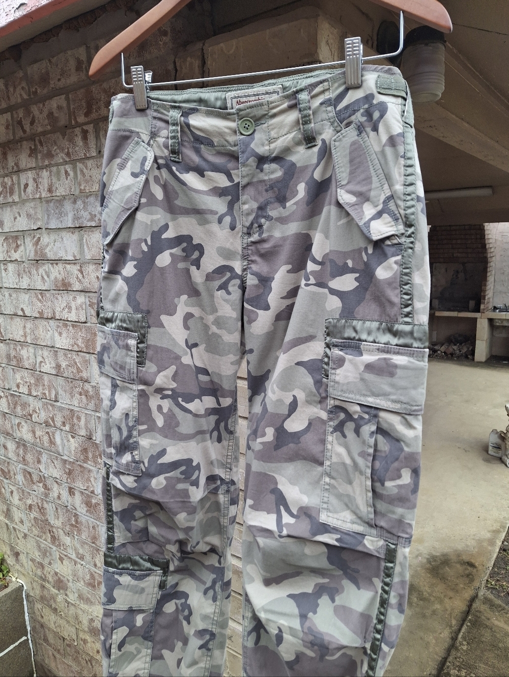 Vintage Y2K Abercrombie & Fitch Green Camo Cargo Utility Pants Women Size 27 - Picture 5 of 16